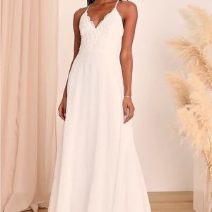 Lulu’s Madalyn White Lace Maxi Dress